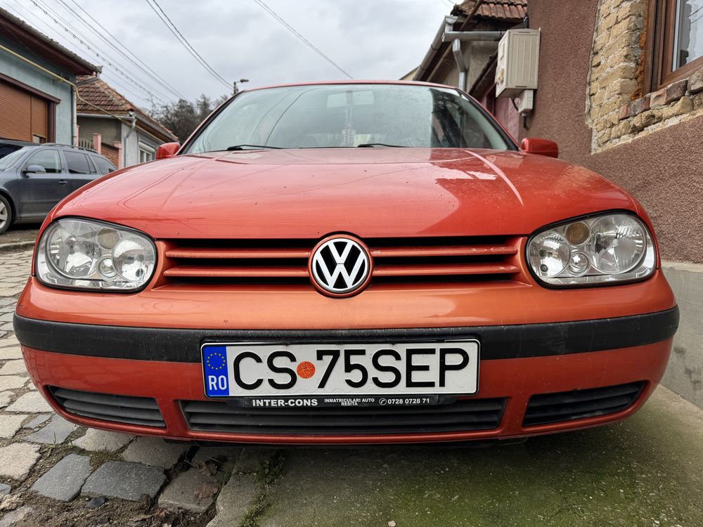 Vand golf 4 1.6 benzina/gpl