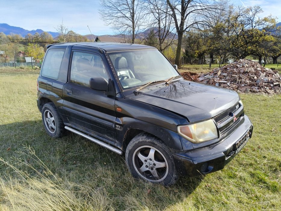 Pajero pinin vând întreaga sau dezmembrez