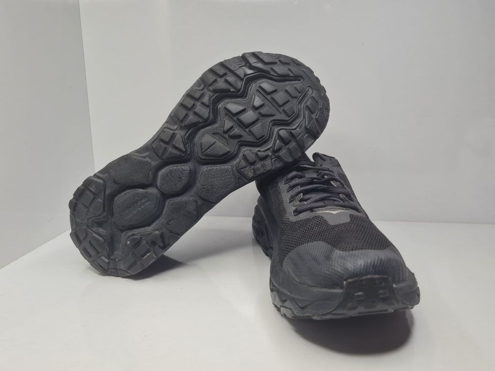 Маратонки Hoka Challenger Atr 5 Gore Tex

Носени,но в отлично състояни
