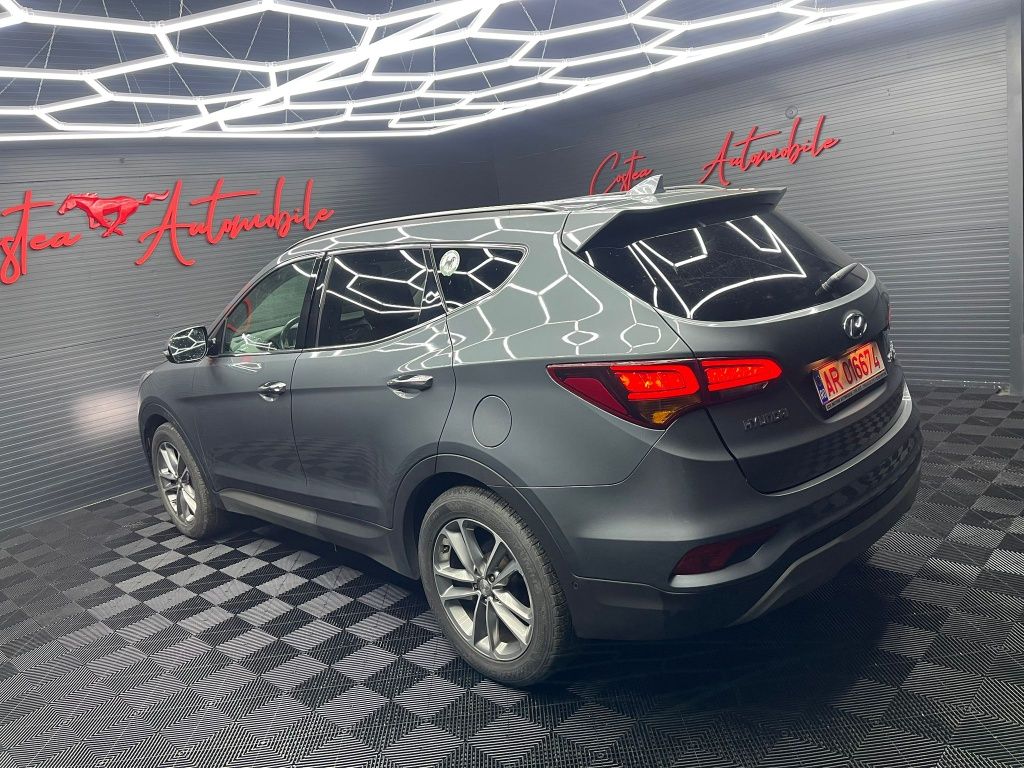 Hyundai Santa Fe Luxury 4x4