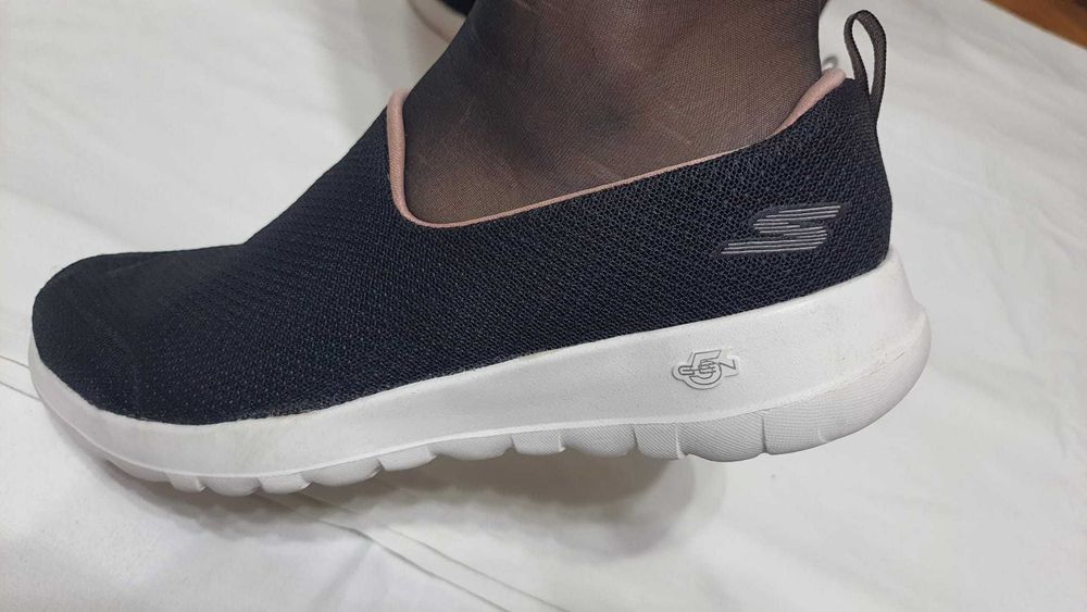 Balerini Skechers Gowalk Joy Danil marimea 39 - 39,5, zero km