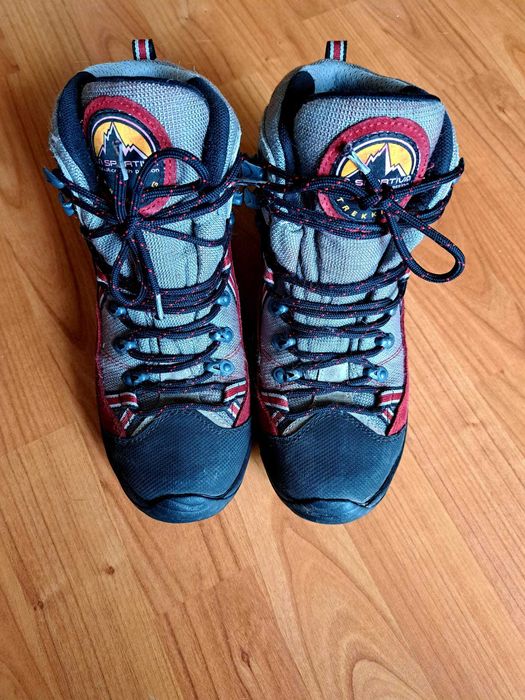 Ghete La Sportiva, marime 38