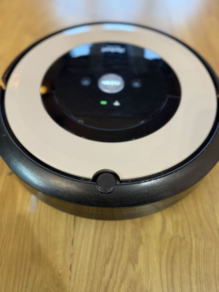 iROBOT Roomba E5