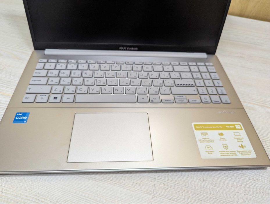 Продается ноутбук Asus Vivobook
