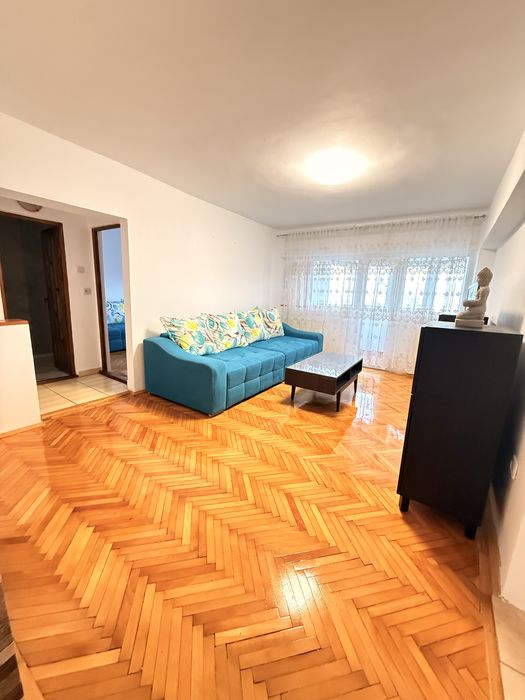Apartament cu 3 camere