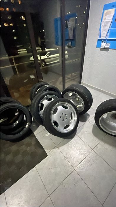 Покрышка,дискы срочноо продам