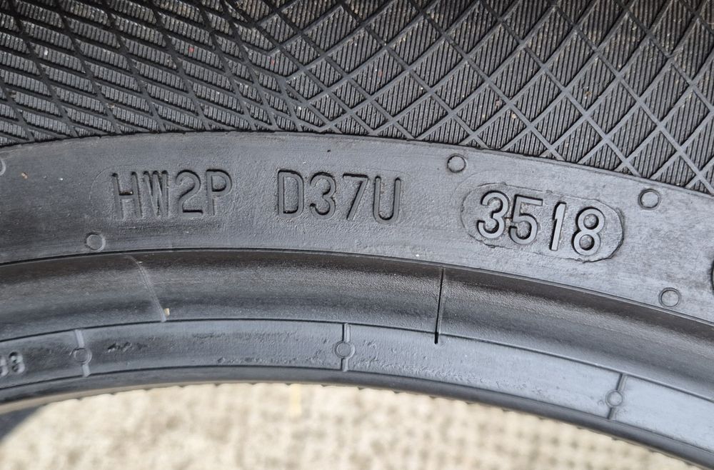 Set 4buc 225/45 R18 95V XL Continental WinterContact TS850 P M+S iarnă