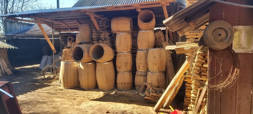 butoi tuica ,vin,100l dud,salcam,stejar