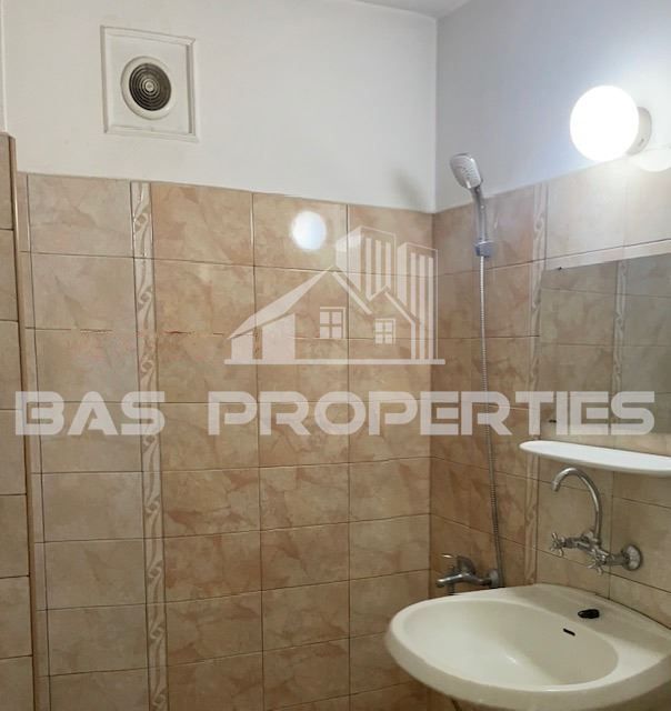 Продава се Тристаен апартамент в София, Красно село - 78 кв.м за 2936 €/кв.м - Снимка #6