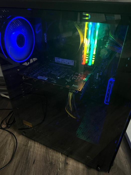 Vand unitate gaming+desktop 4K samsung