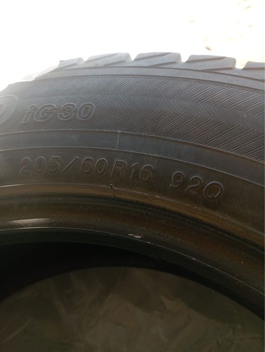 Продам шины зимний