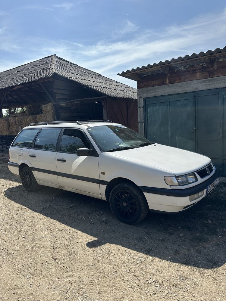 Vând Volkswagen Passat