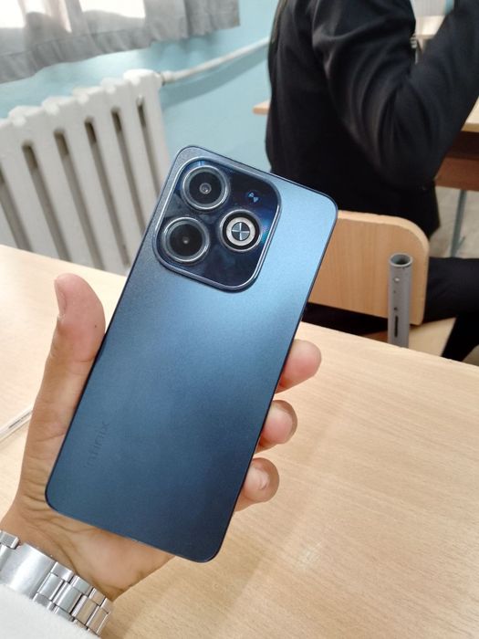 infinix hot 40i 2024