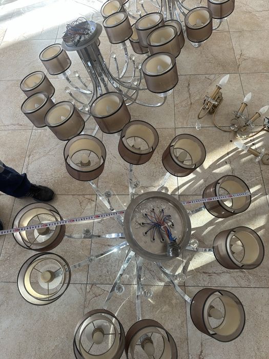 Люстры для банкетного зала