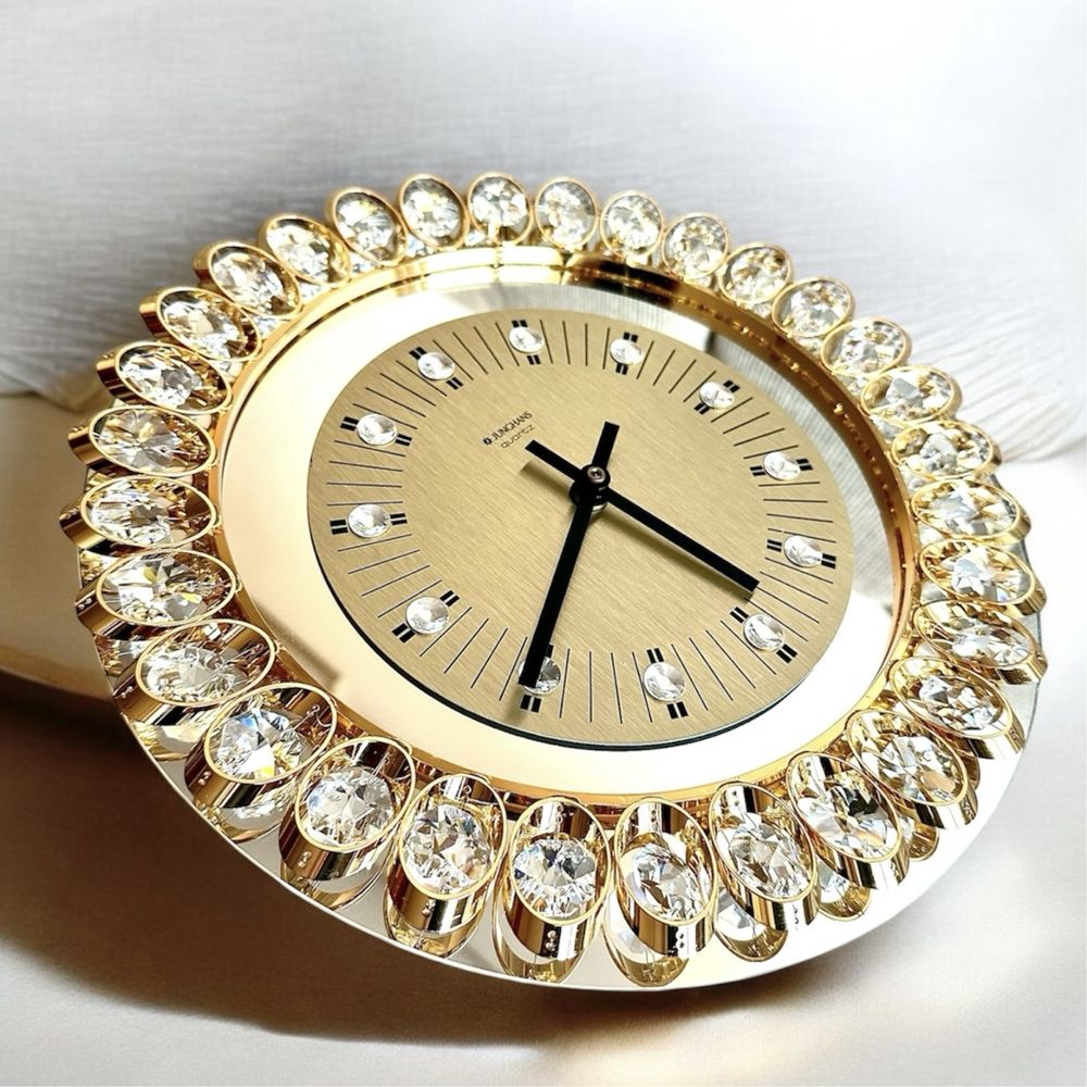 Ceas de perete Junghans Quartz vintage anii 70 aurit cu 43 cristale
