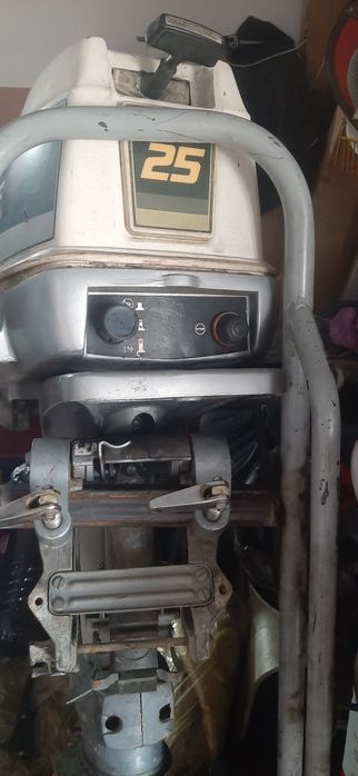 Motor barca 25 cp