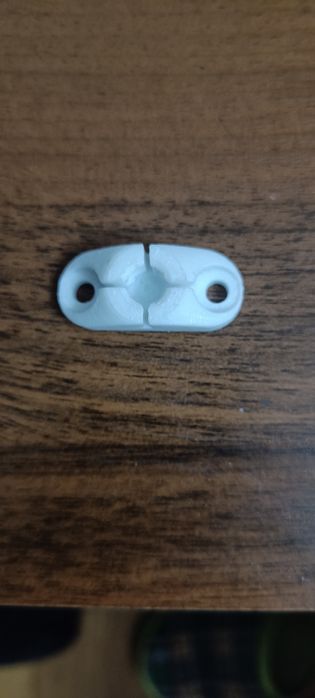 Фиксатор для фары Нексия