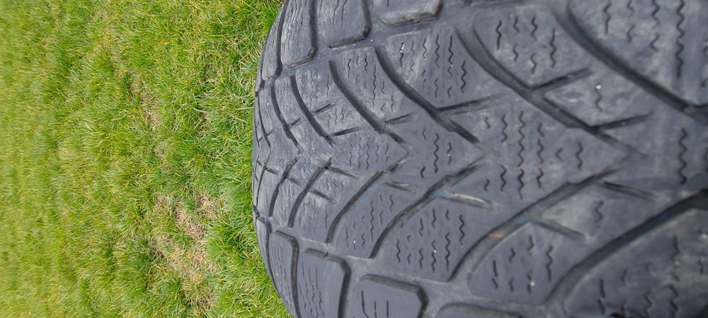 Cauciucuri de vânzare 225 55 17