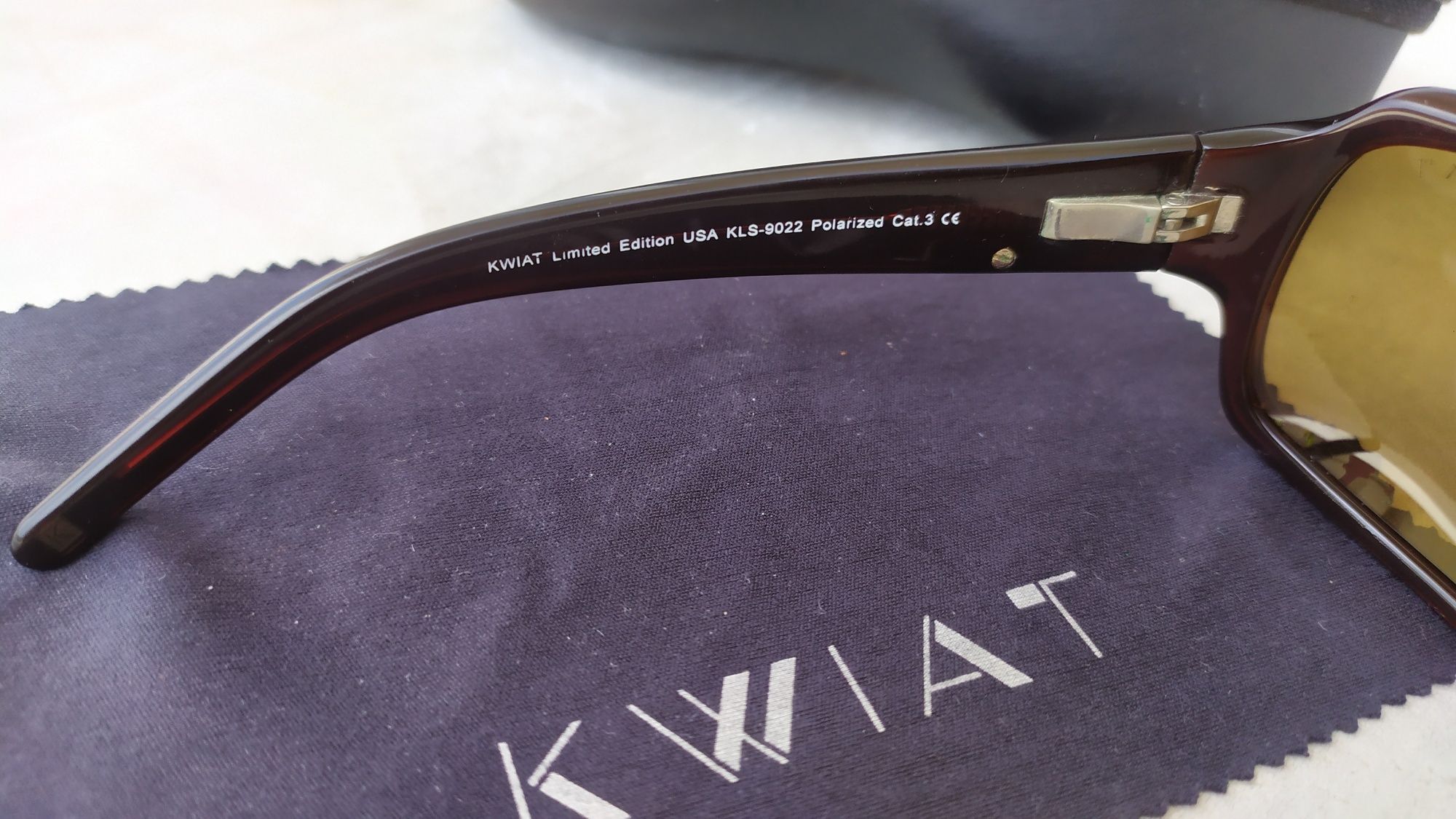 Слънчеви Унисекс очила марка KWIAT
