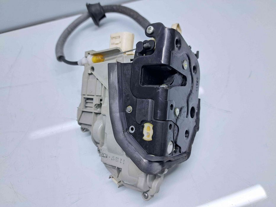 Broasca usa stanga spate Audi A4 (8W2, B9) [Fabr 2015-2023] 4G0839015F