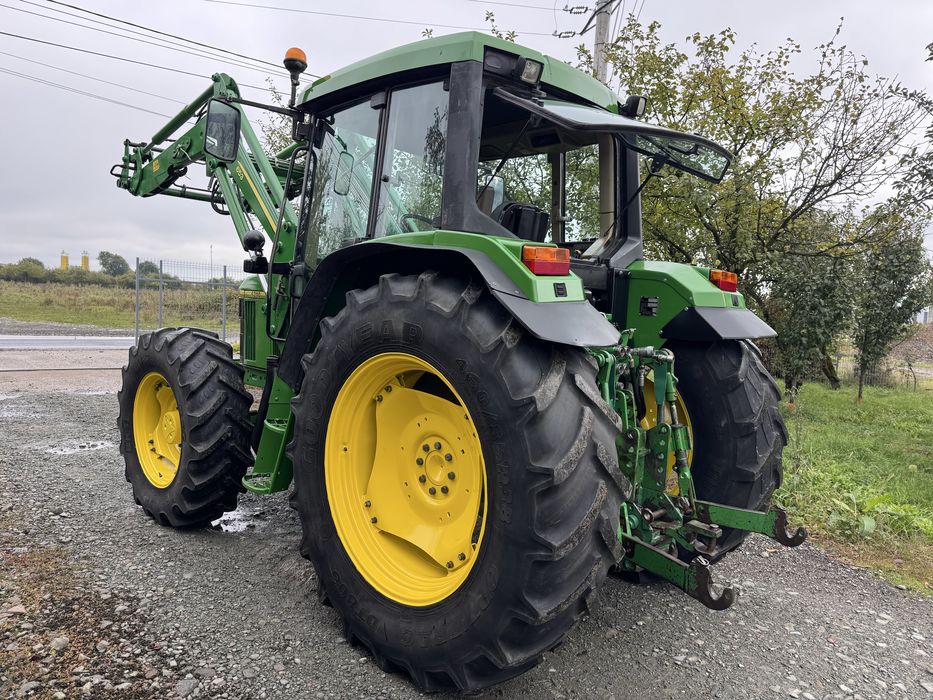 Tractor John Deere 6210 Cu Încarcator Frontal John Deere