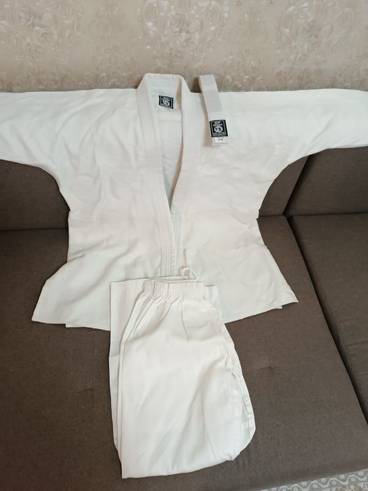 Продам новое кимано для дзюдо