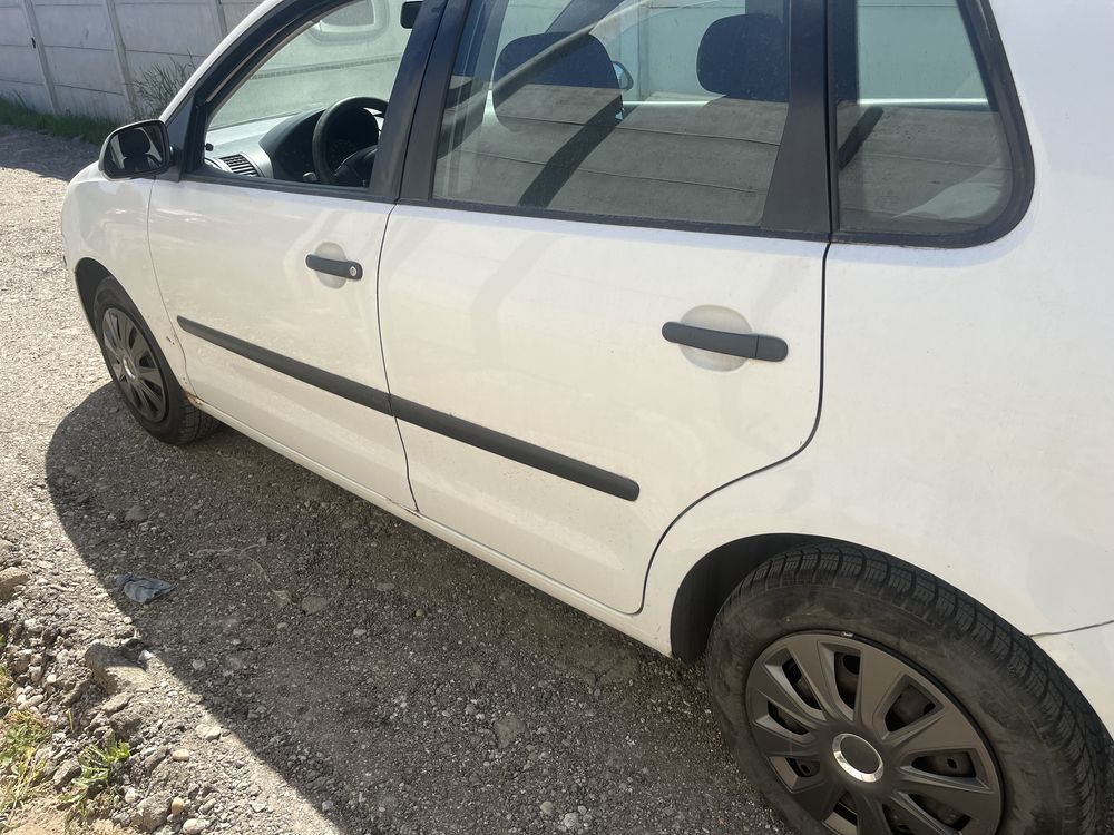 Vand cutie de viteze Volksvagen Polo 9n 1.2 benzina cod motor BZG