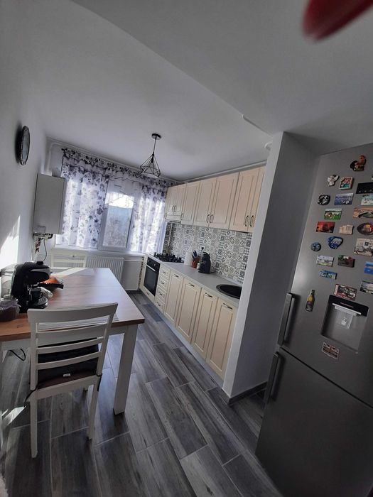 Apartament renovat 4 camere Micro 16