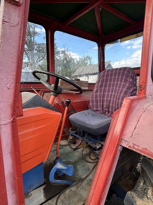 Tractor u650 , remorca basculabila , vidanjor