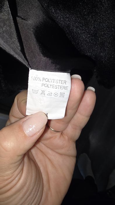 Черно палто с косъм