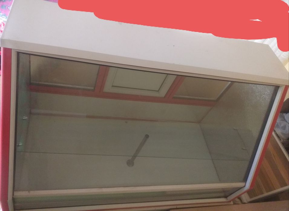 Продаётся витринный холодильник срочно holadilnik sotiladi