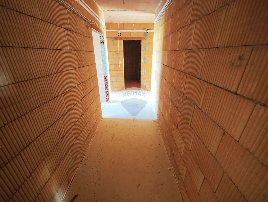 Продава се Тристаен апартамент в Варна, Виница - 106 кв.м за 1210 €/кв.м - Снимка #7