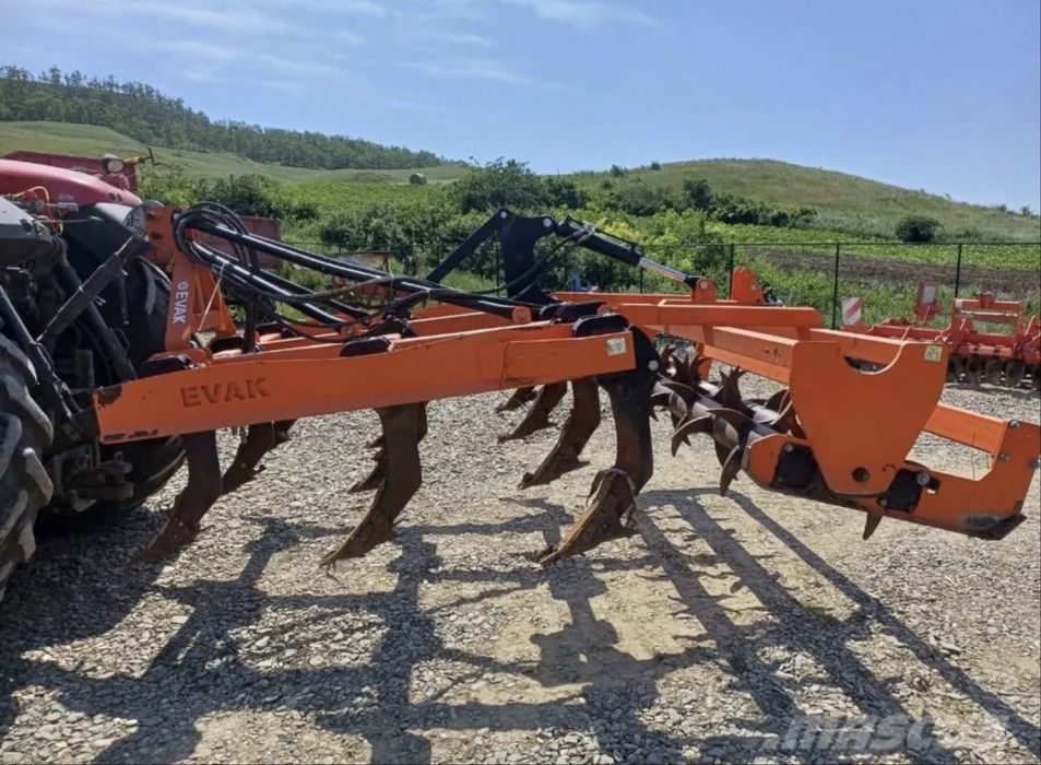 Vand scarificator EVAK y62