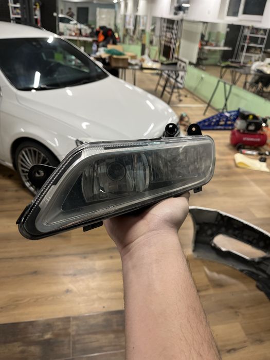 Халогени Passat b7