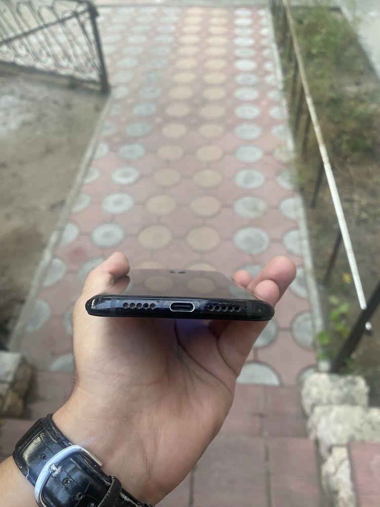 Продам One Plus 6t