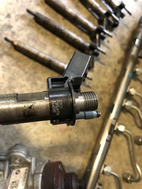 Дюзи/ рейл/ ГНП БМВ 4.0д, 313кс (diuzi bmw 4.0d)