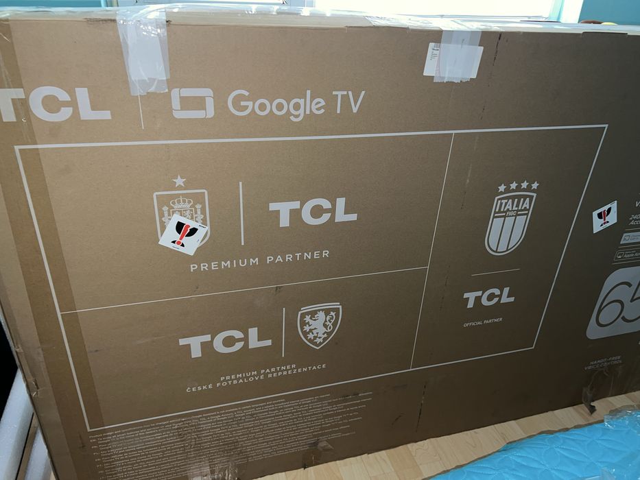 Телевизор TCL 65c805 ЗА ЧАСТИ!