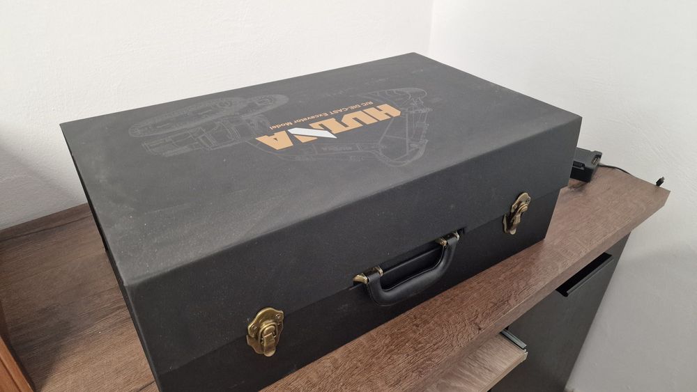 Huina 1592 RC багер 1:14 – метална кофа, реалистичен