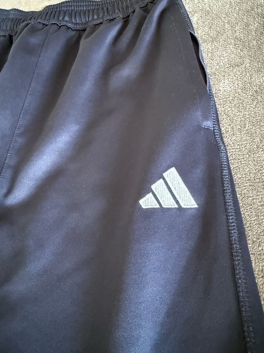 Анцуг на Реал Мадрид Адидас