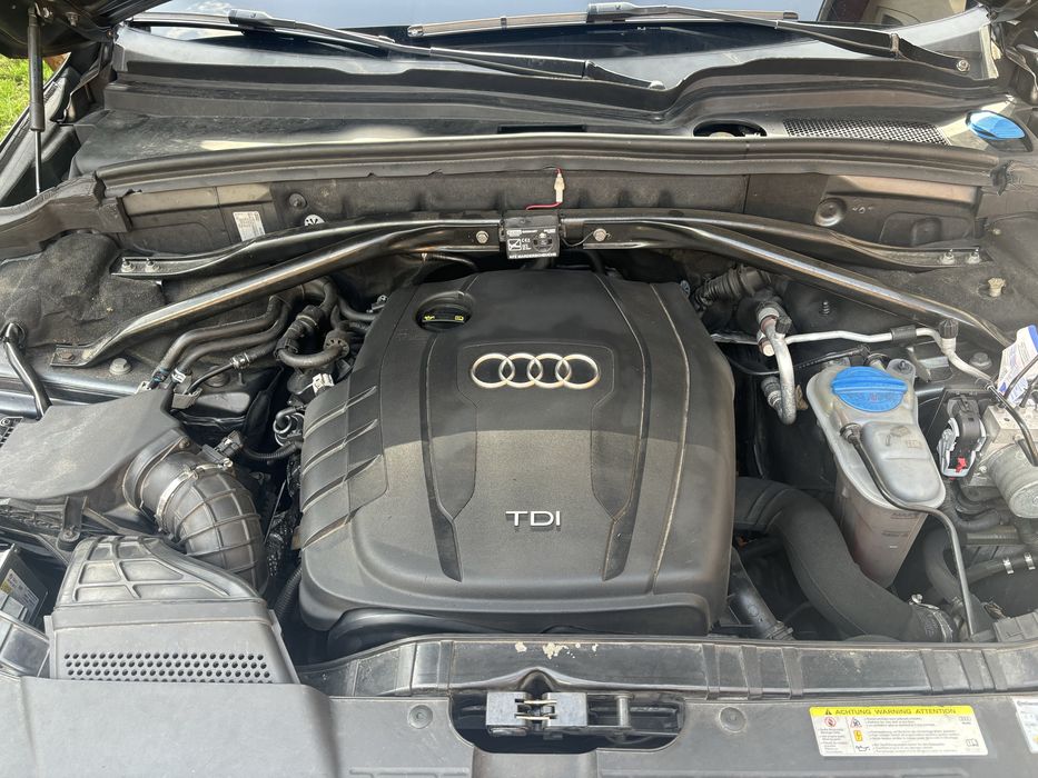 Audi Q5 S-line 2.0 TDI quattro