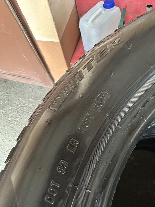 Set anvelope iarna 225/55/17 RSC Pirelli si 235/55/17 Michelin