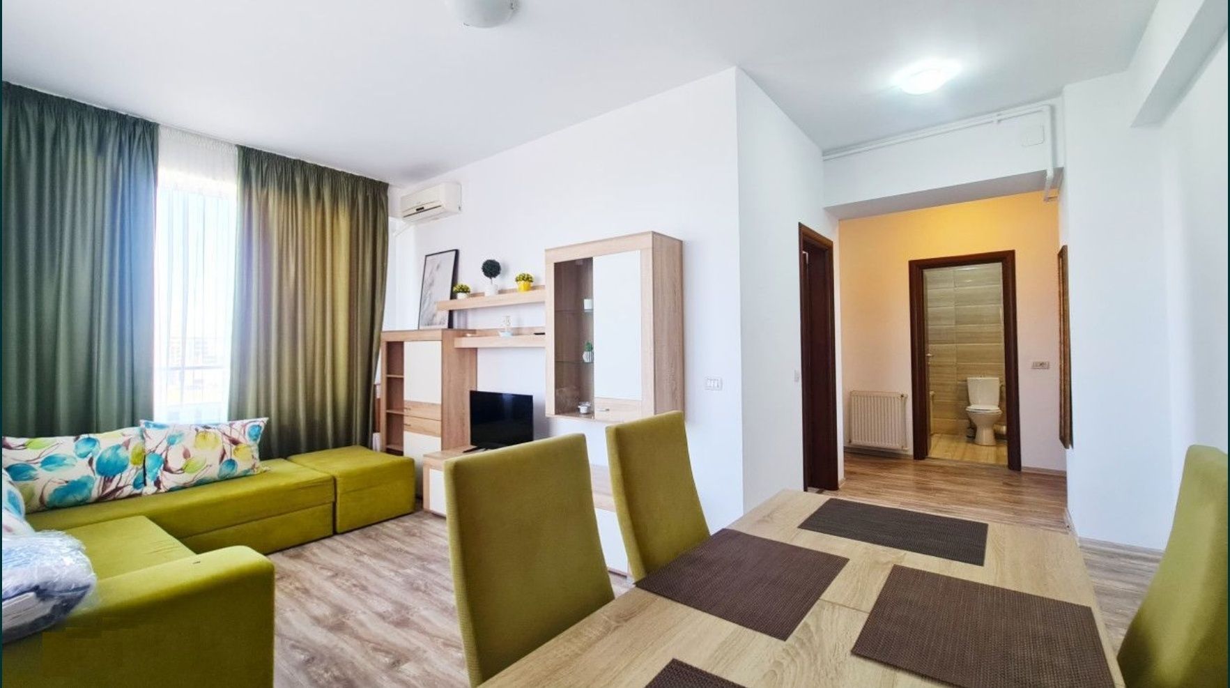 Închiriez apartament Summerland