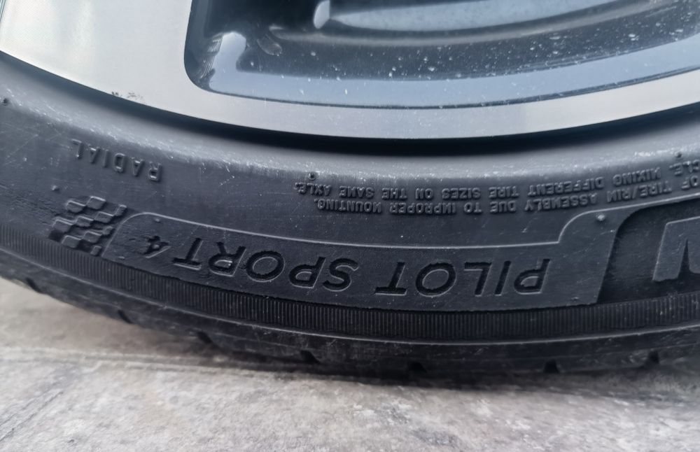 Anvelope vara Michelin Pilot Sport 5, 225/45 zr19 96w