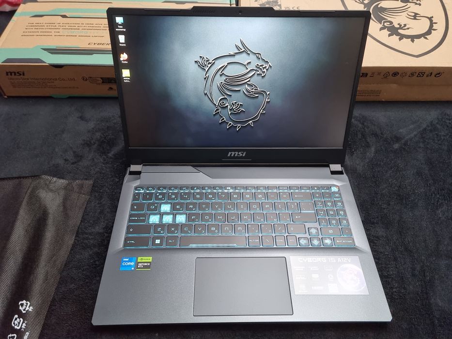 MSI Cyborg 15 a12V - Гаранция/i5/RTX 4050 6GB