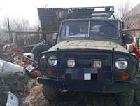 Продам машину УАЗ 469
