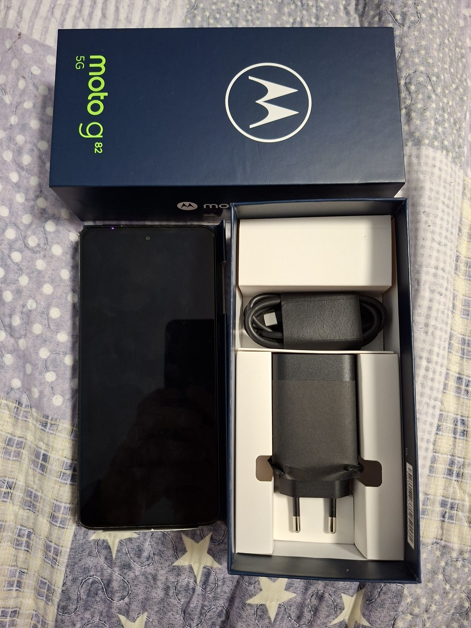 Motorola g82 5G- пълен комплект