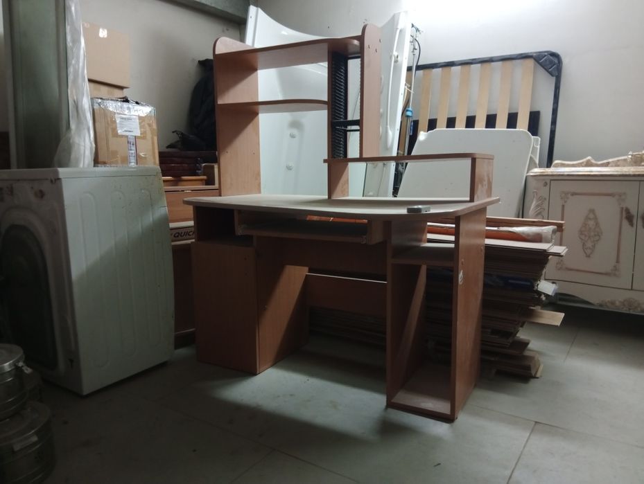 Стол компьютерный