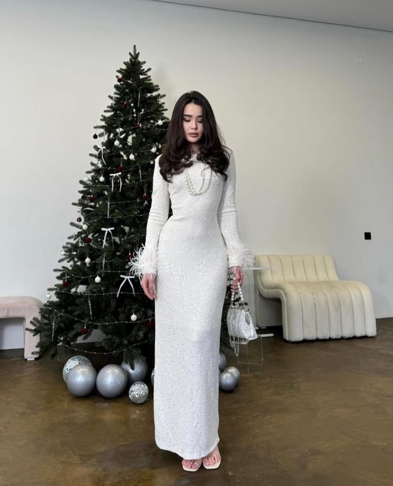 Продам платье белое длинное