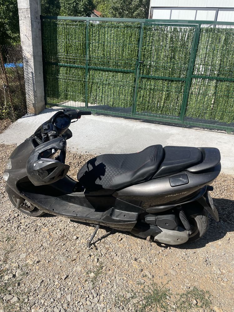 Скутер Yamaha majesty 180cc