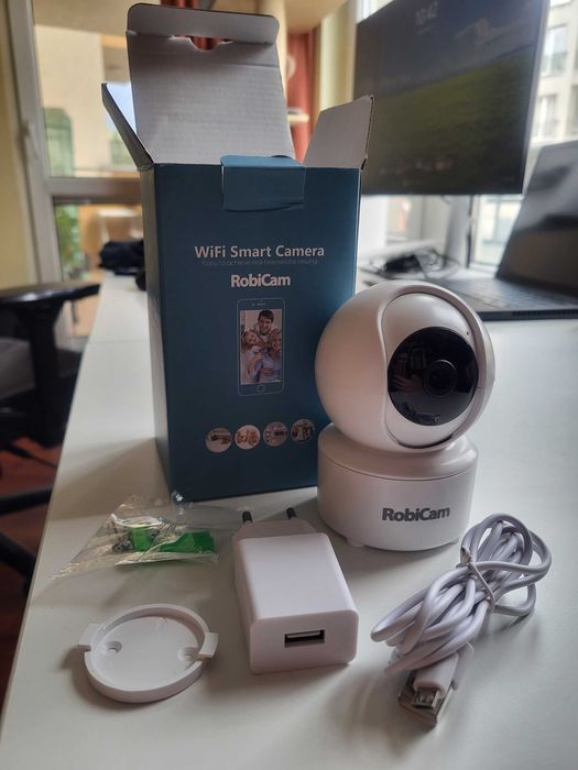 WiFi Камера RobiCam за вътрешно наблюдение